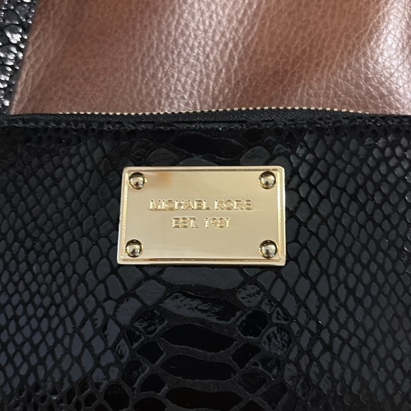 Michael Kors black wristlet wallet. Gold trim - Picture 2 of 7
